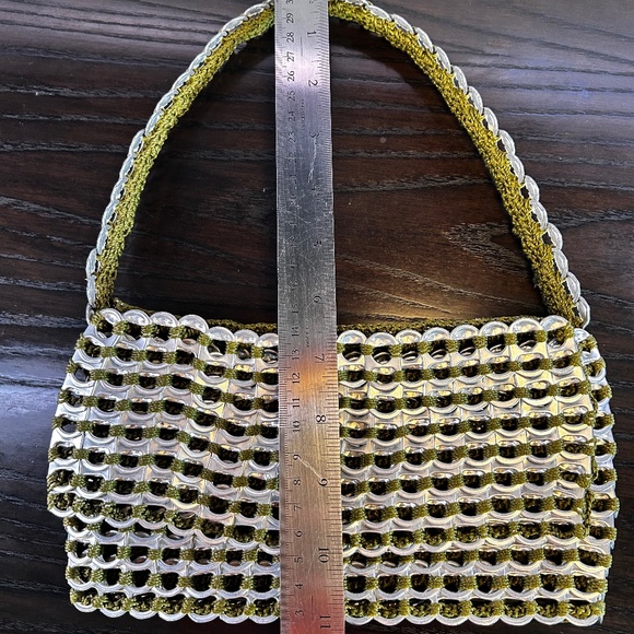 Escama Studio Francisca Flap Shoulder Pop Tab Bag (Olive Green) - Picture 5 of 8